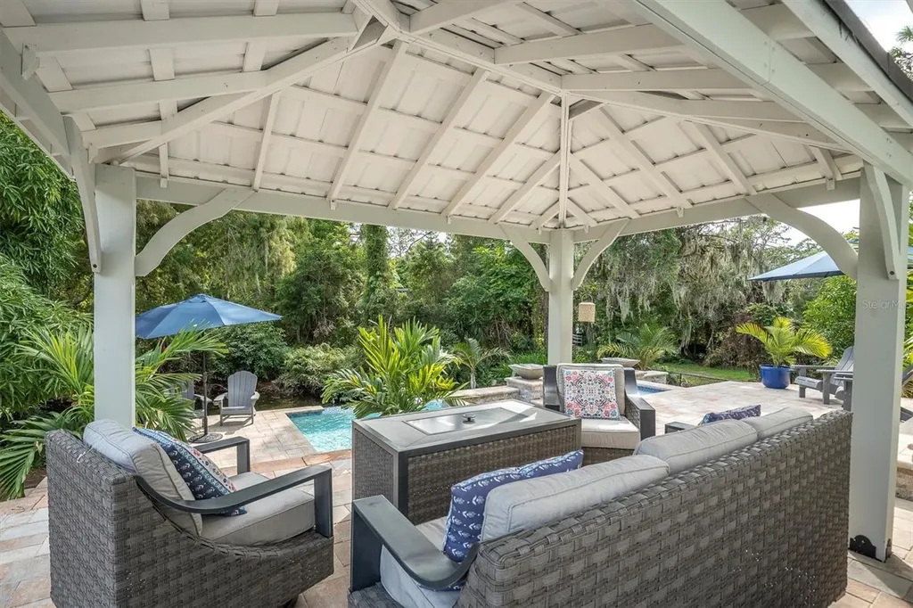 12844 74th Avenue Seminole FL 33776