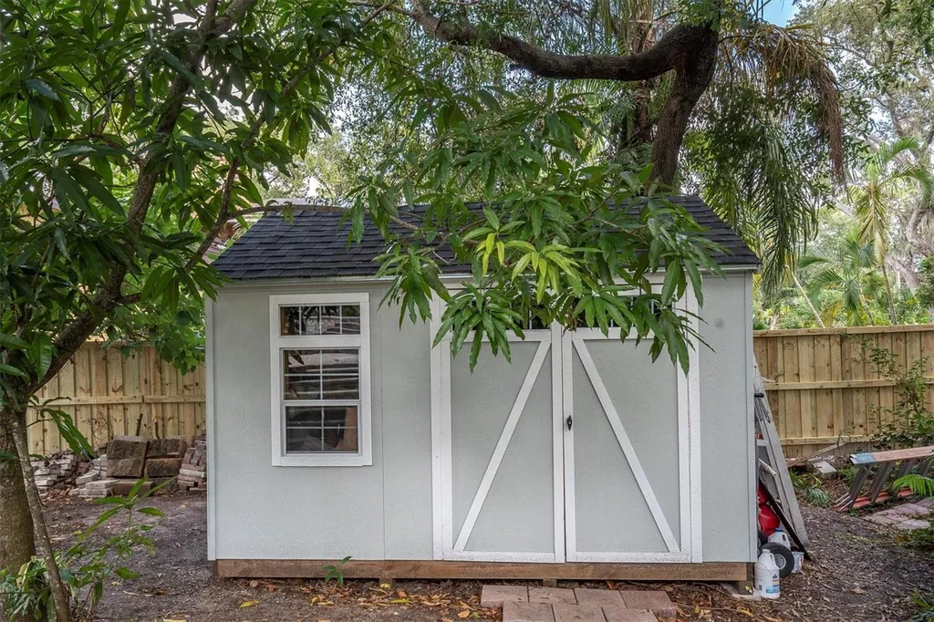 12844 74th Avenue Seminole FL 33776