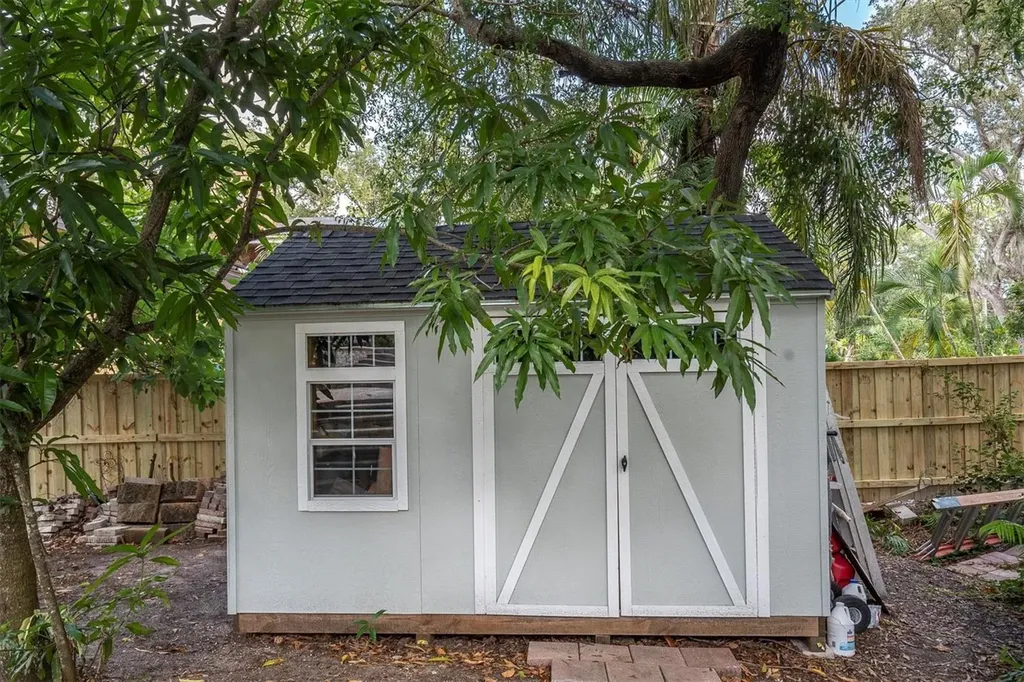 12844 74th Avenue Seminole FL 33776