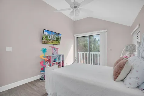 12844 74th Avenue Seminole FL 33776