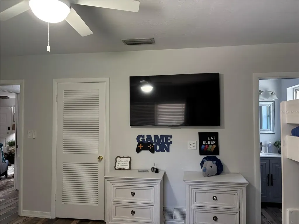 1214 21st Street W Bradenton FL 34205