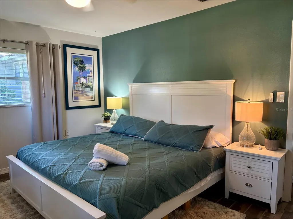 1214 21st Street W Bradenton FL 34205