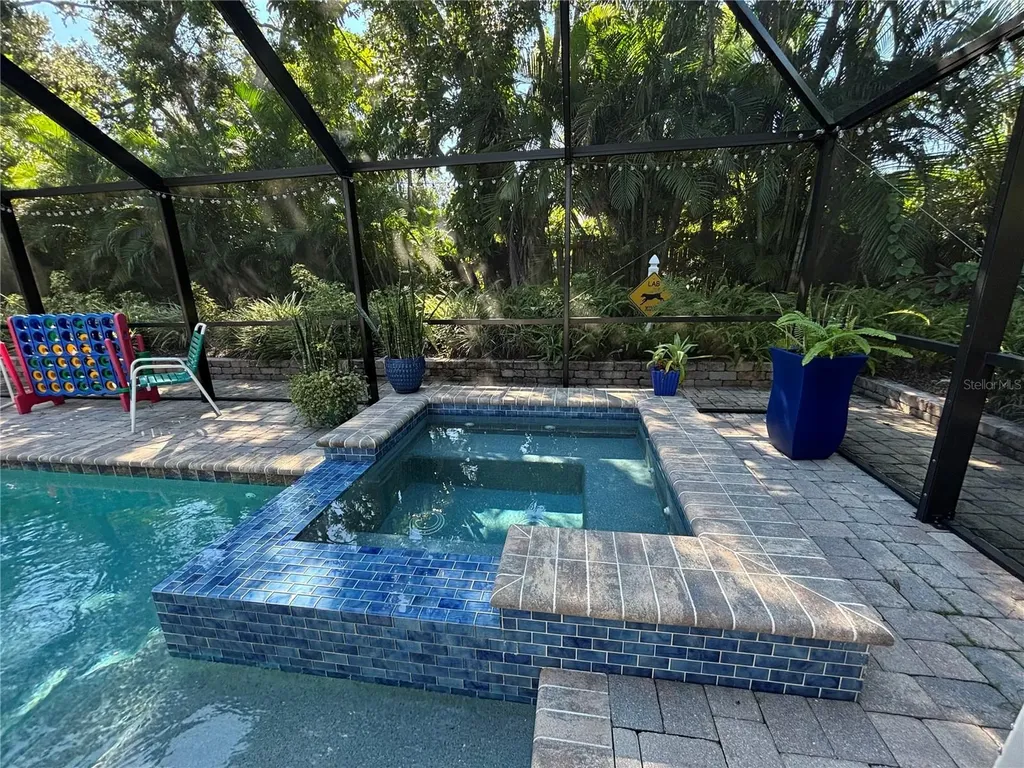 1214 21st Street W Bradenton FL 34205