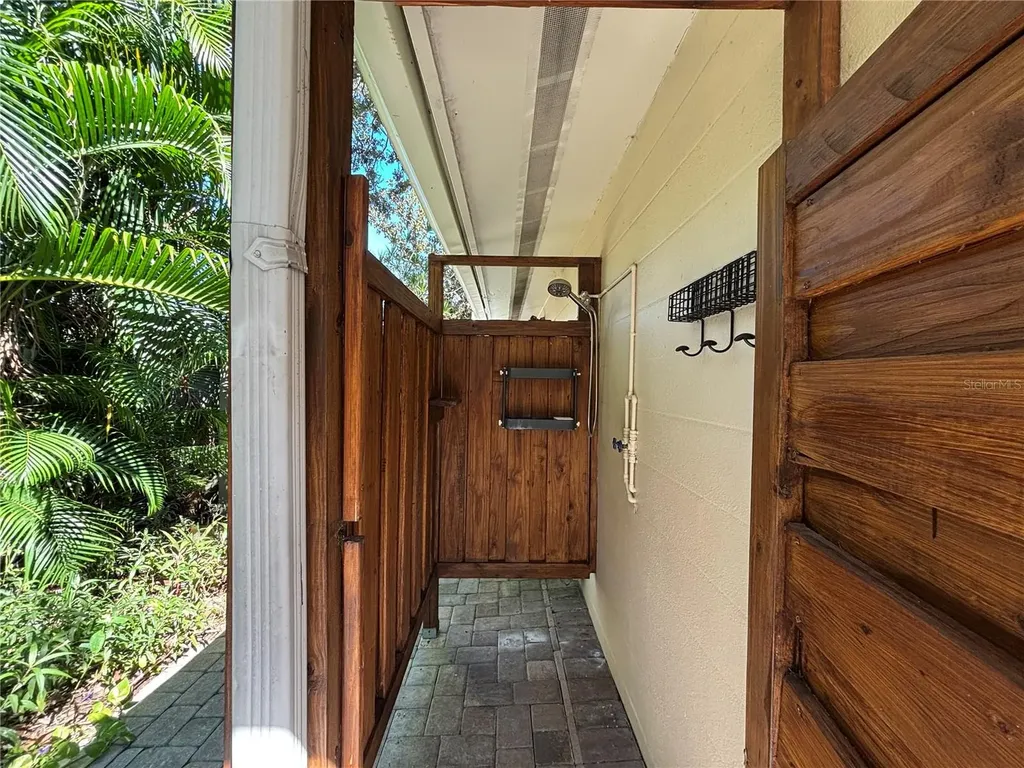1214 21st Street W Bradenton FL 34205