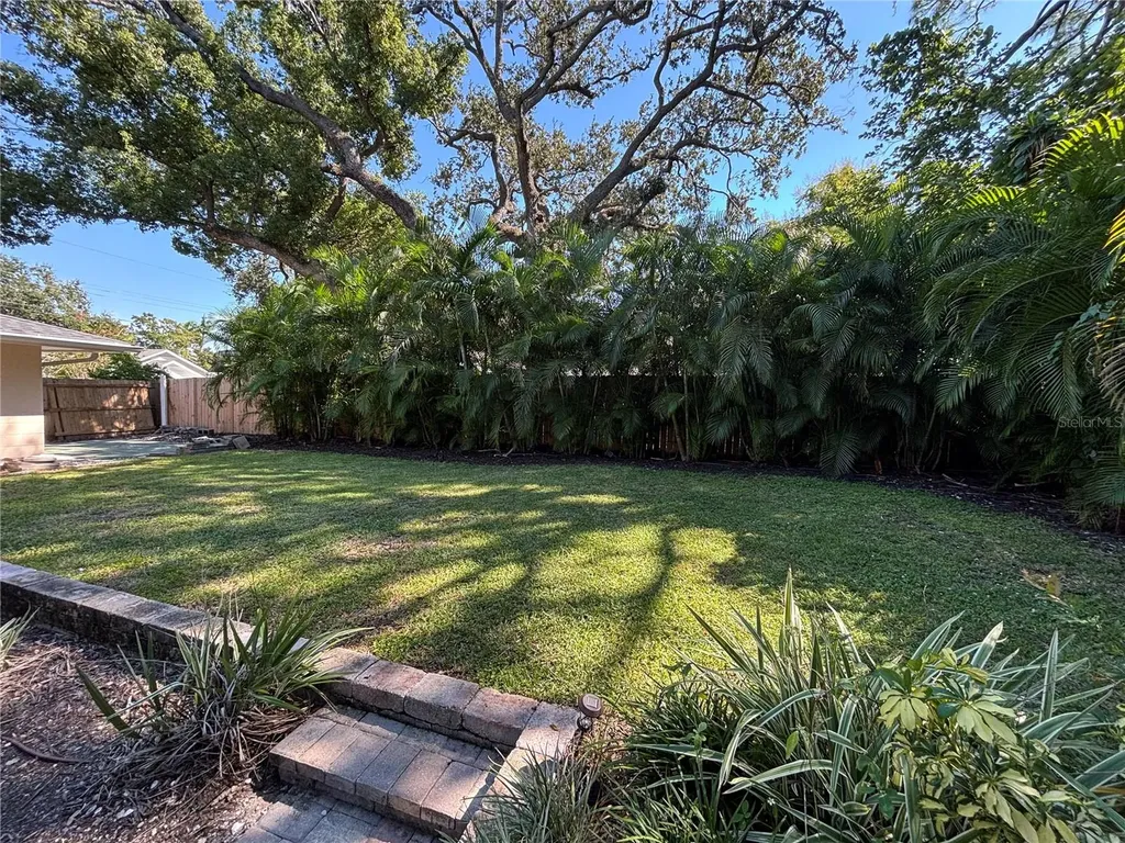 1214 21st Street W Bradenton FL 34205