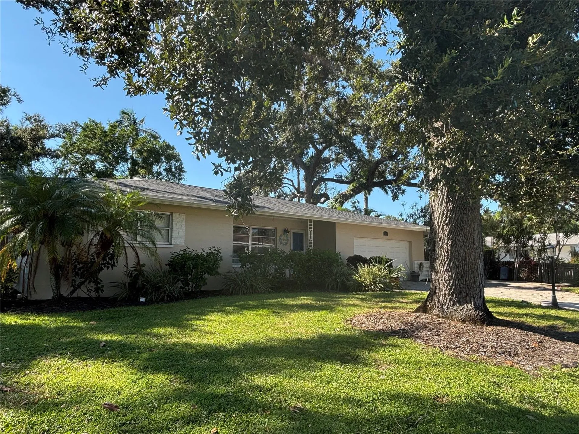 1214 21st Street W Bradenton FL 34205