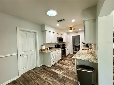 1214 21st Street W Bradenton FL 34205