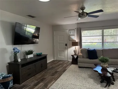 1214 21st Street W Bradenton FL 34205