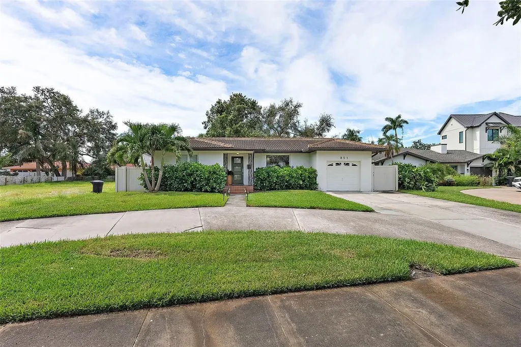 851 Snell Isle Boulevard NE St Petersburg FL 33704