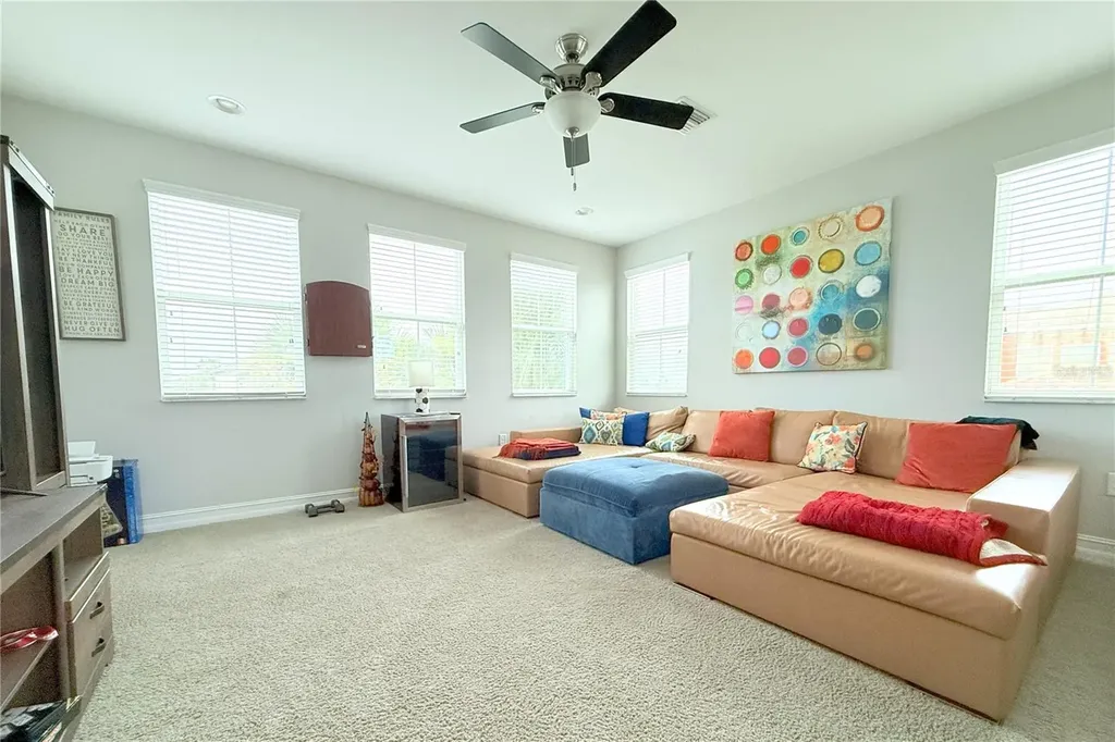 4614 Tramanto Lane Wesley Chapel FL 33543