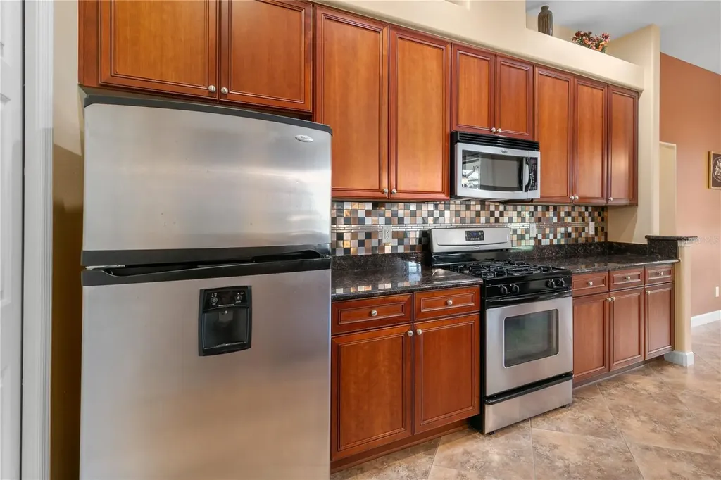 8860 Bridgeport Bay Circle Mount Dora FL 32757