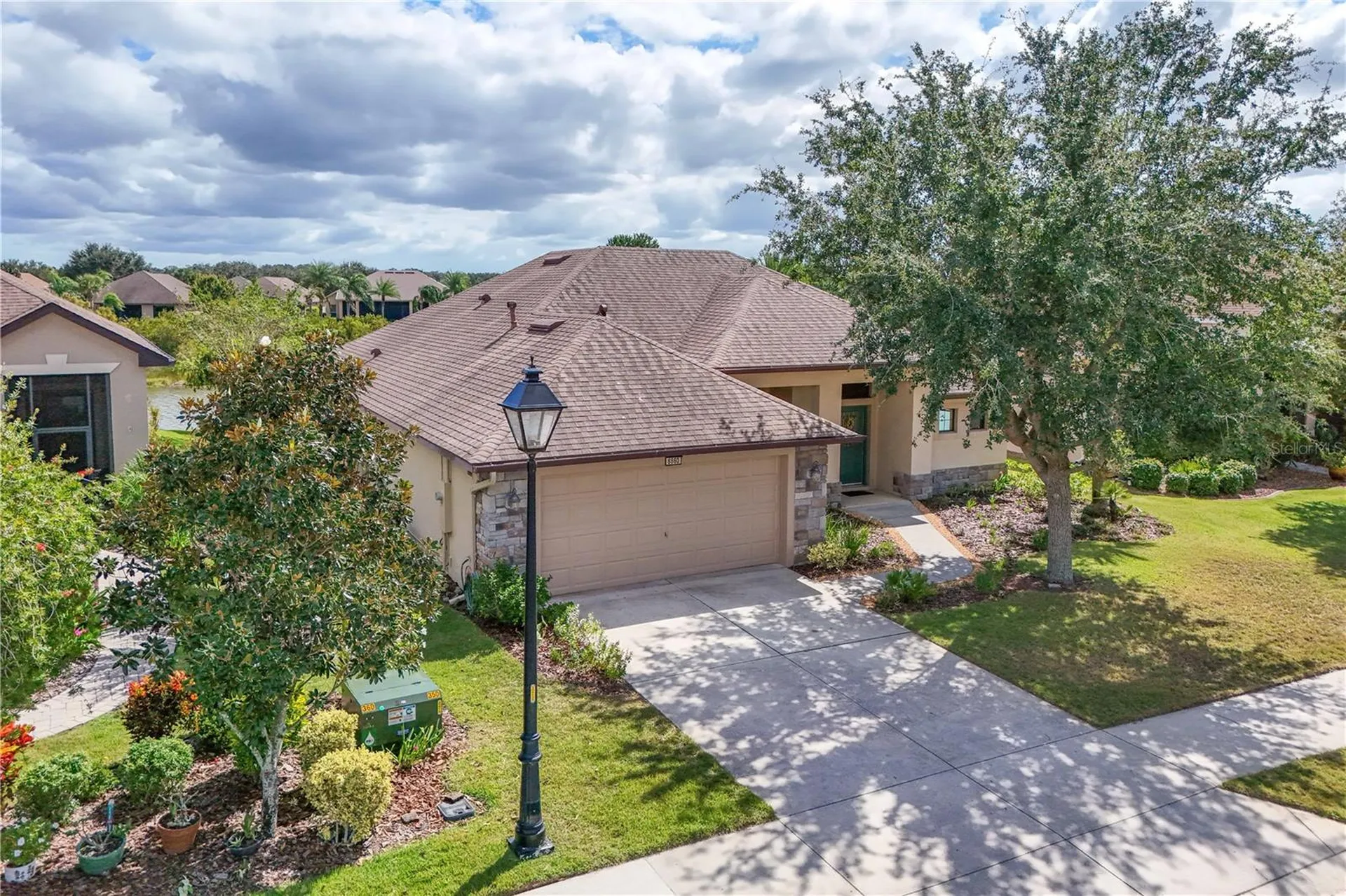 8860 Bridgeport Bay Circle Mount Dora FL 32757