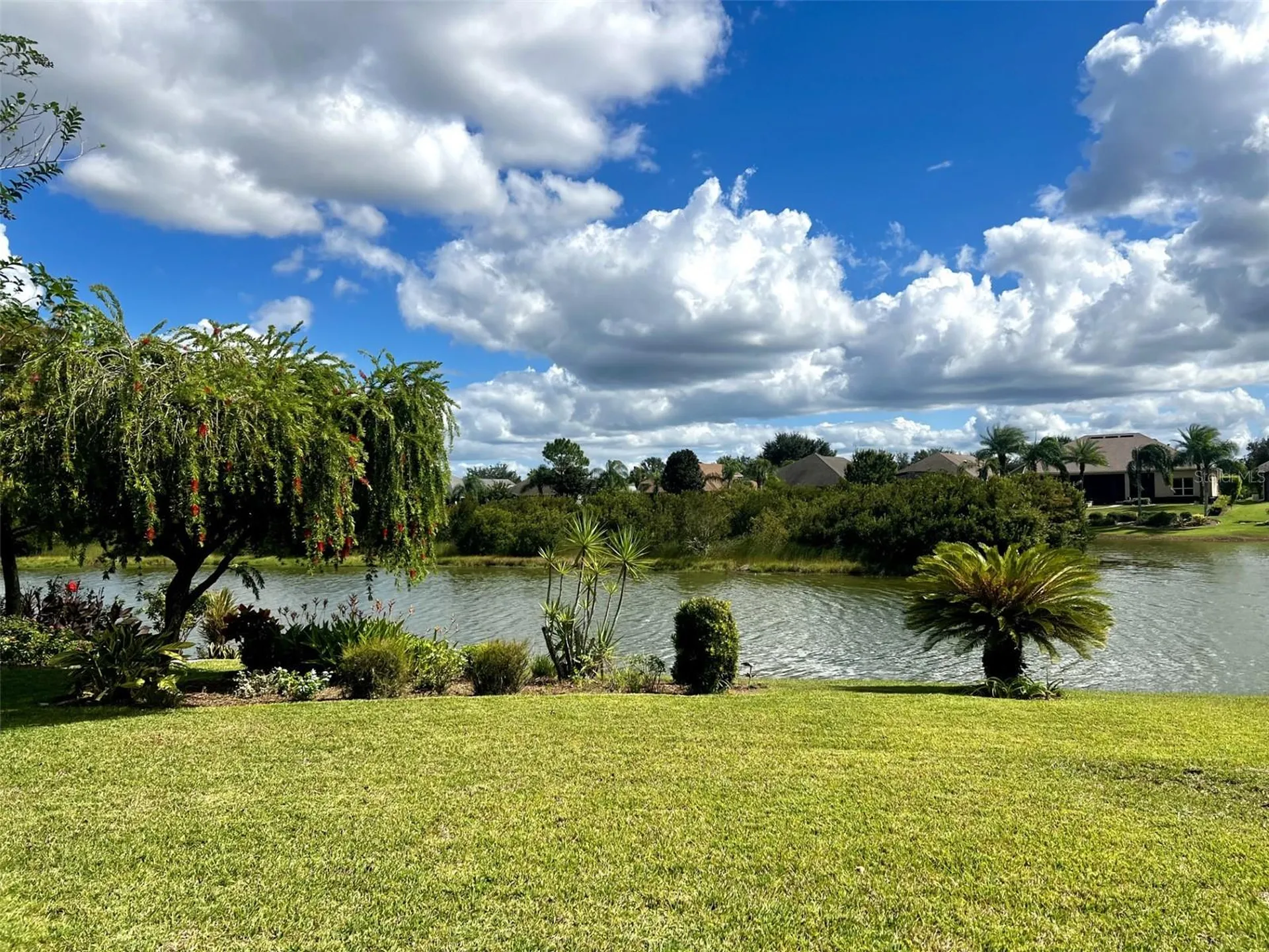 8860 Bridgeport Bay Circle Mount Dora FL 32757