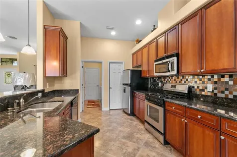 8860 Bridgeport Bay Circle Mount Dora FL 32757