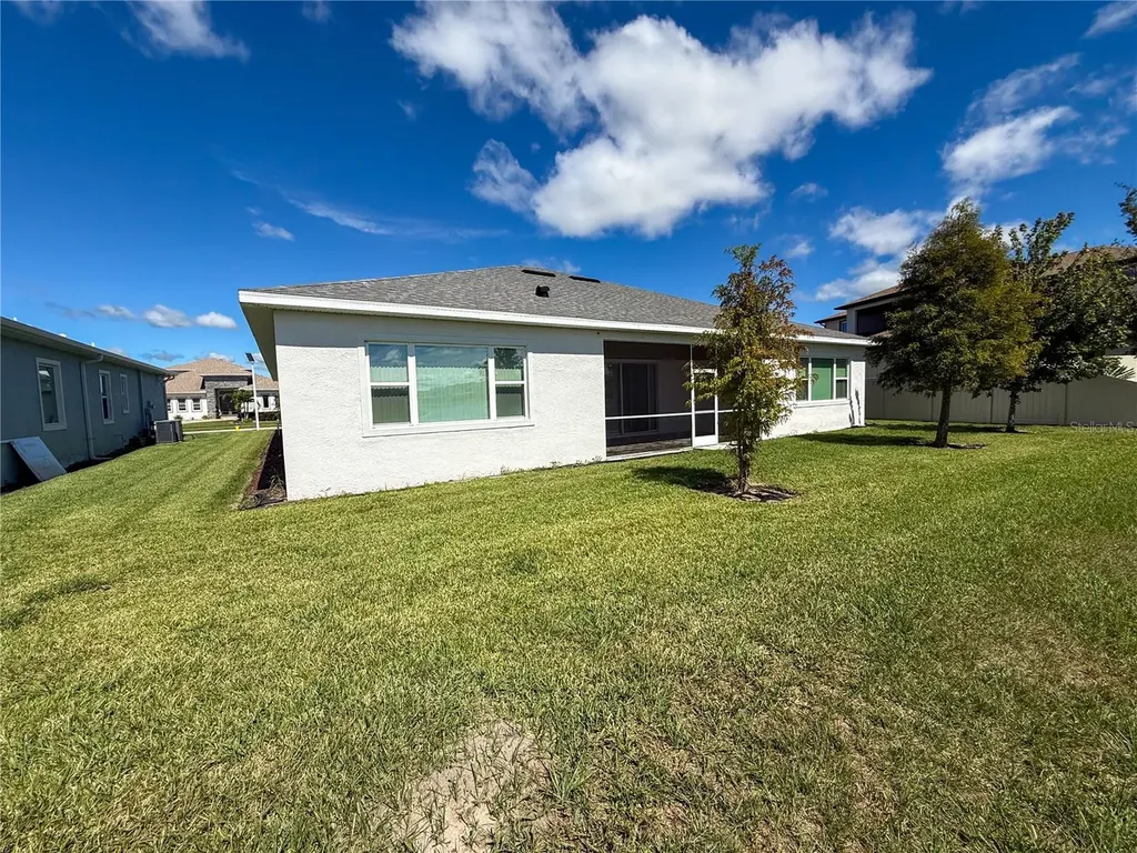 8833 Sanders Tree Loop Wesley Chapel FL 33545