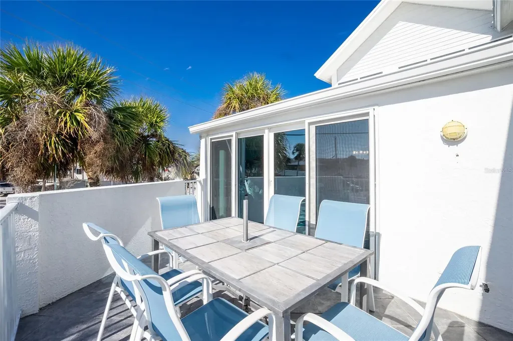 2255 N Beach Road Englewood FL 34223