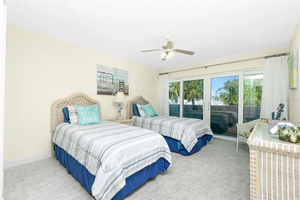 2255 N Beach Road Englewood FL 34223