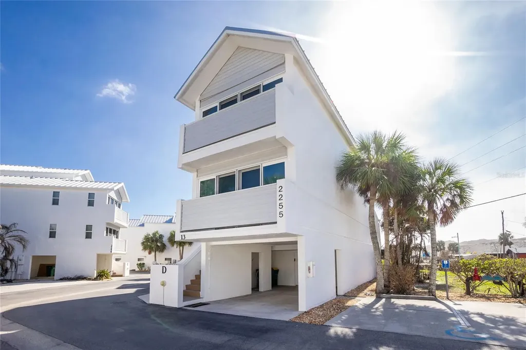 2255 N Beach Road Englewood FL 34223