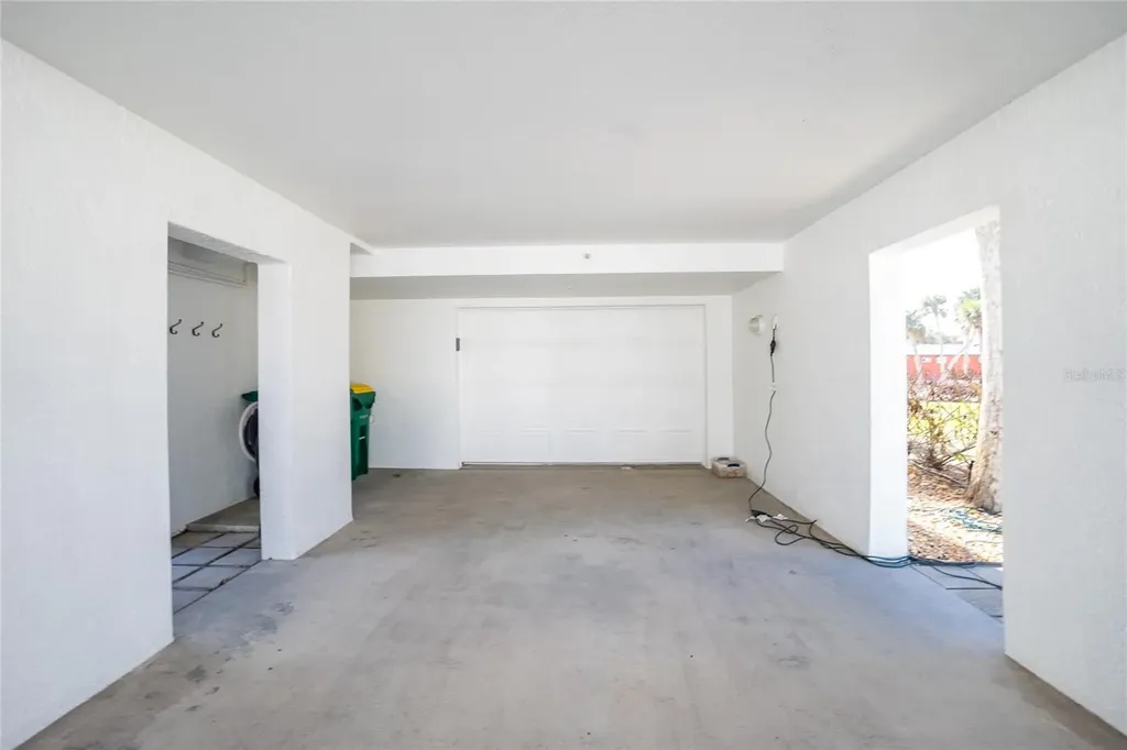 2255 N Beach Road Englewood FL 34223