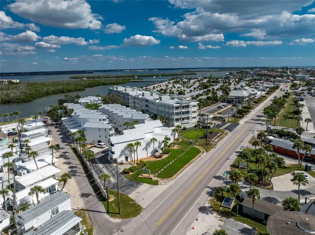 2255 N Beach Road Englewood FL 34223