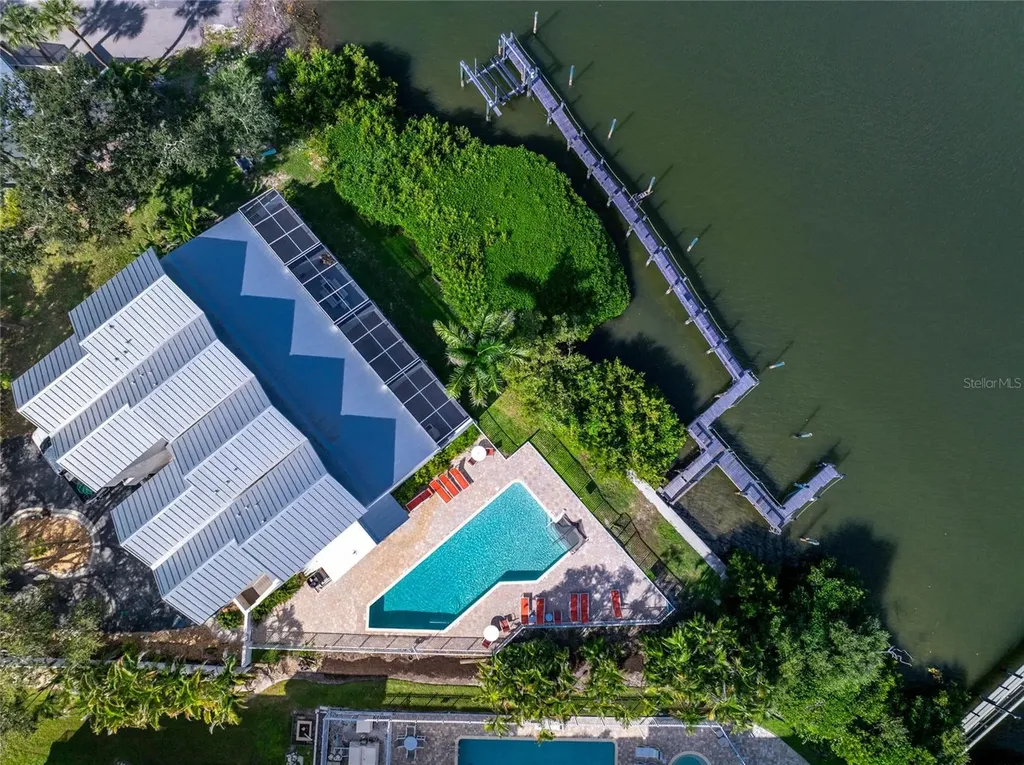 2255 N Beach Road Englewood FL 34223