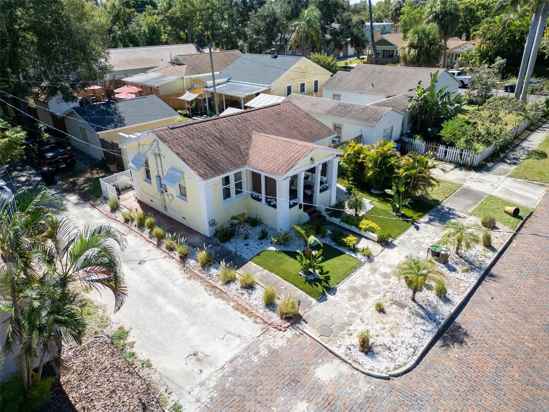 1022 10th Avenue N St Petersburg FL 33705