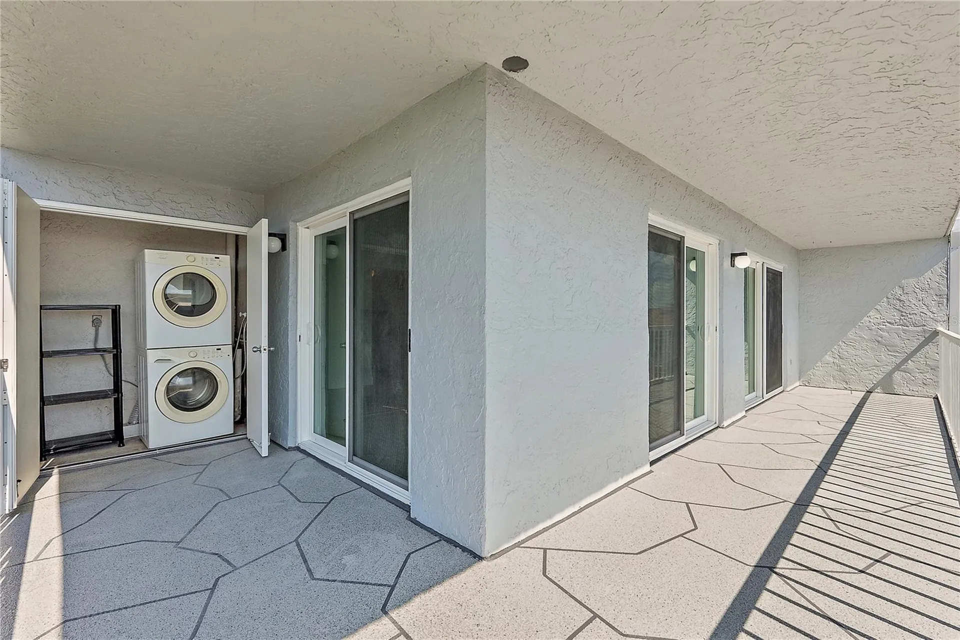 719 Pinellas Bayway S St Petersburg FL 33715