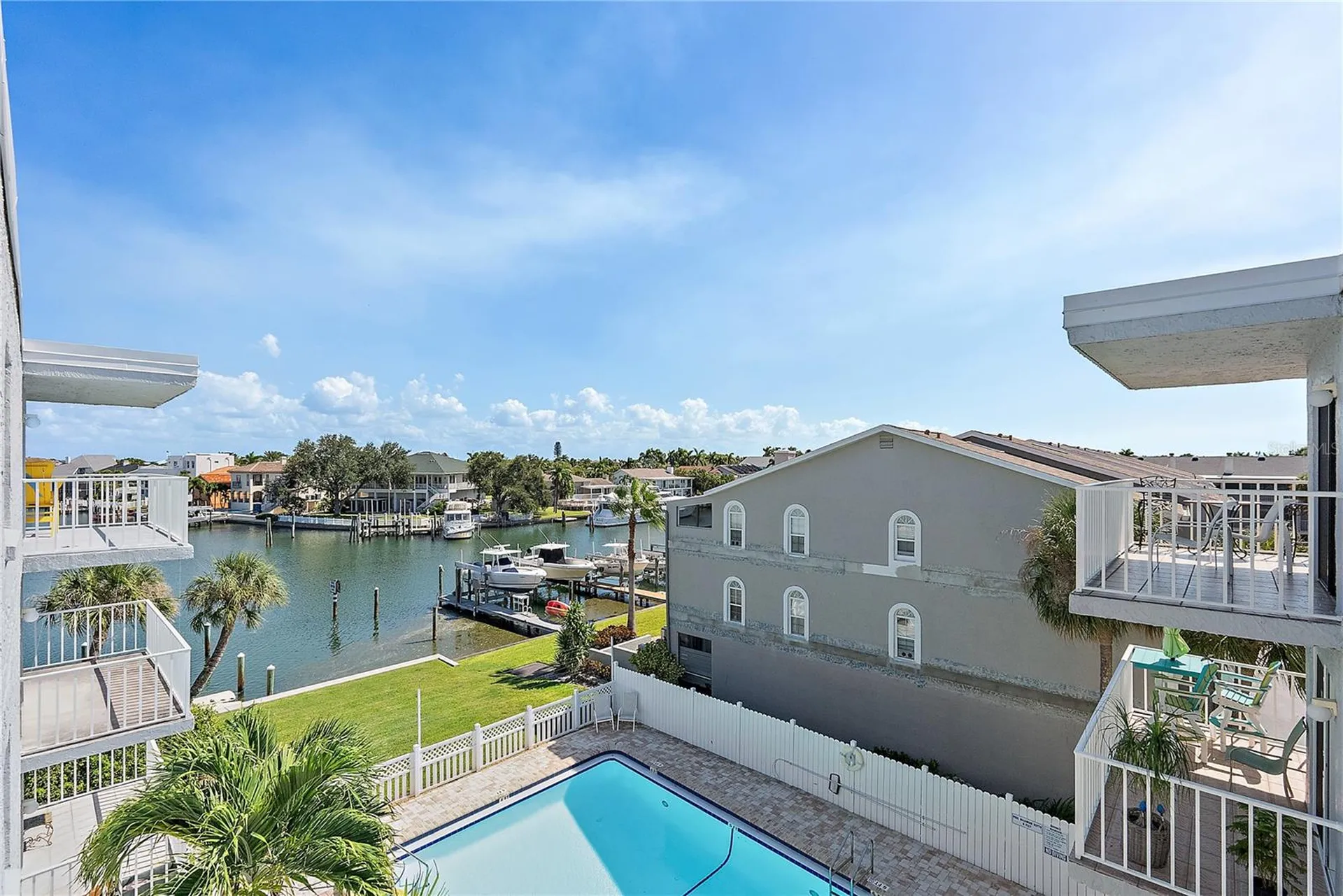 719 Pinellas Bayway S St Petersburg FL 33715