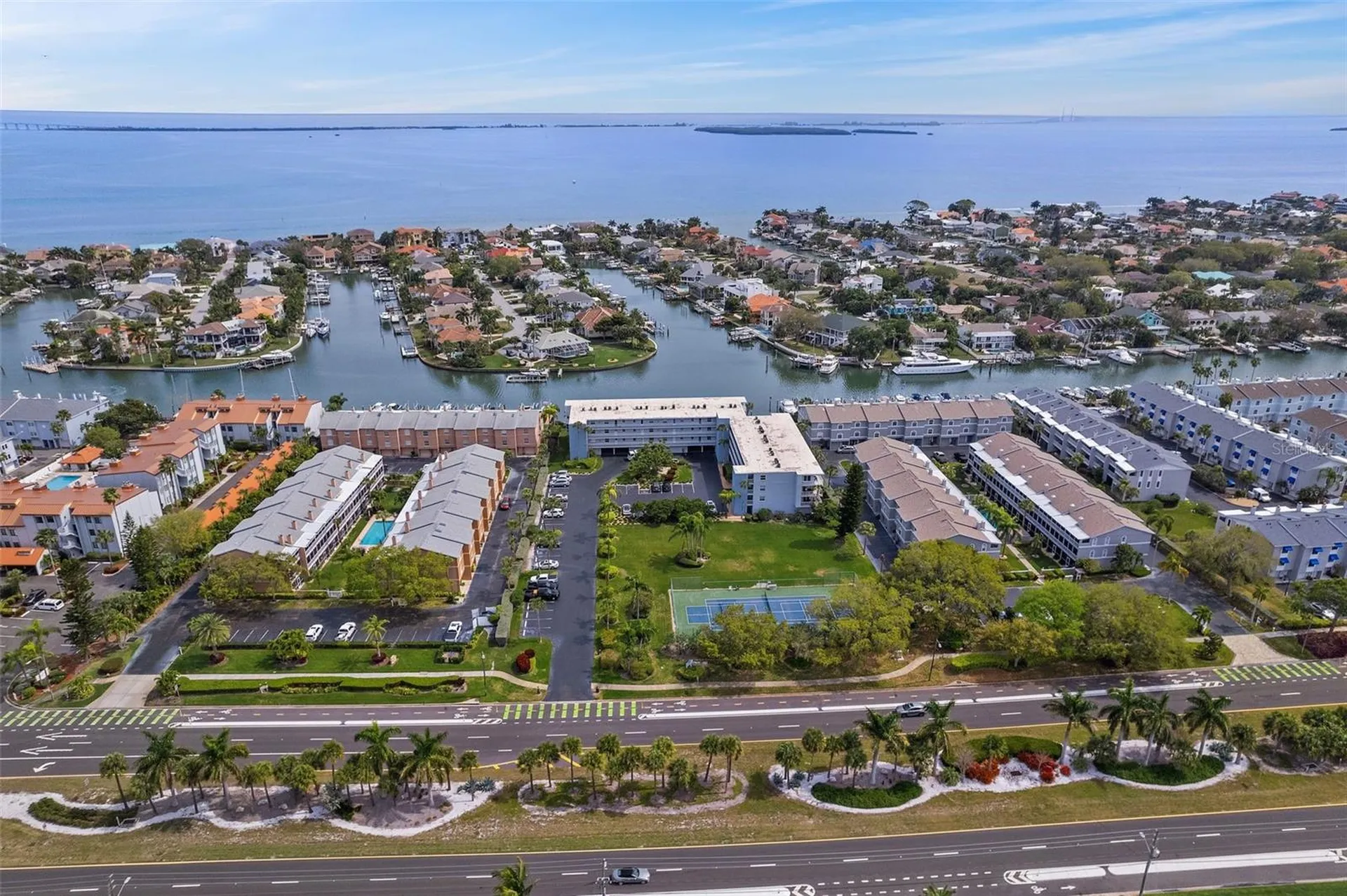 719 Pinellas Bayway S St Petersburg FL 33715