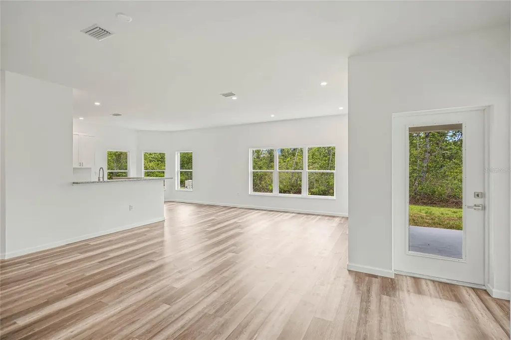 8001 Leonardo Street Sebring FL 33872