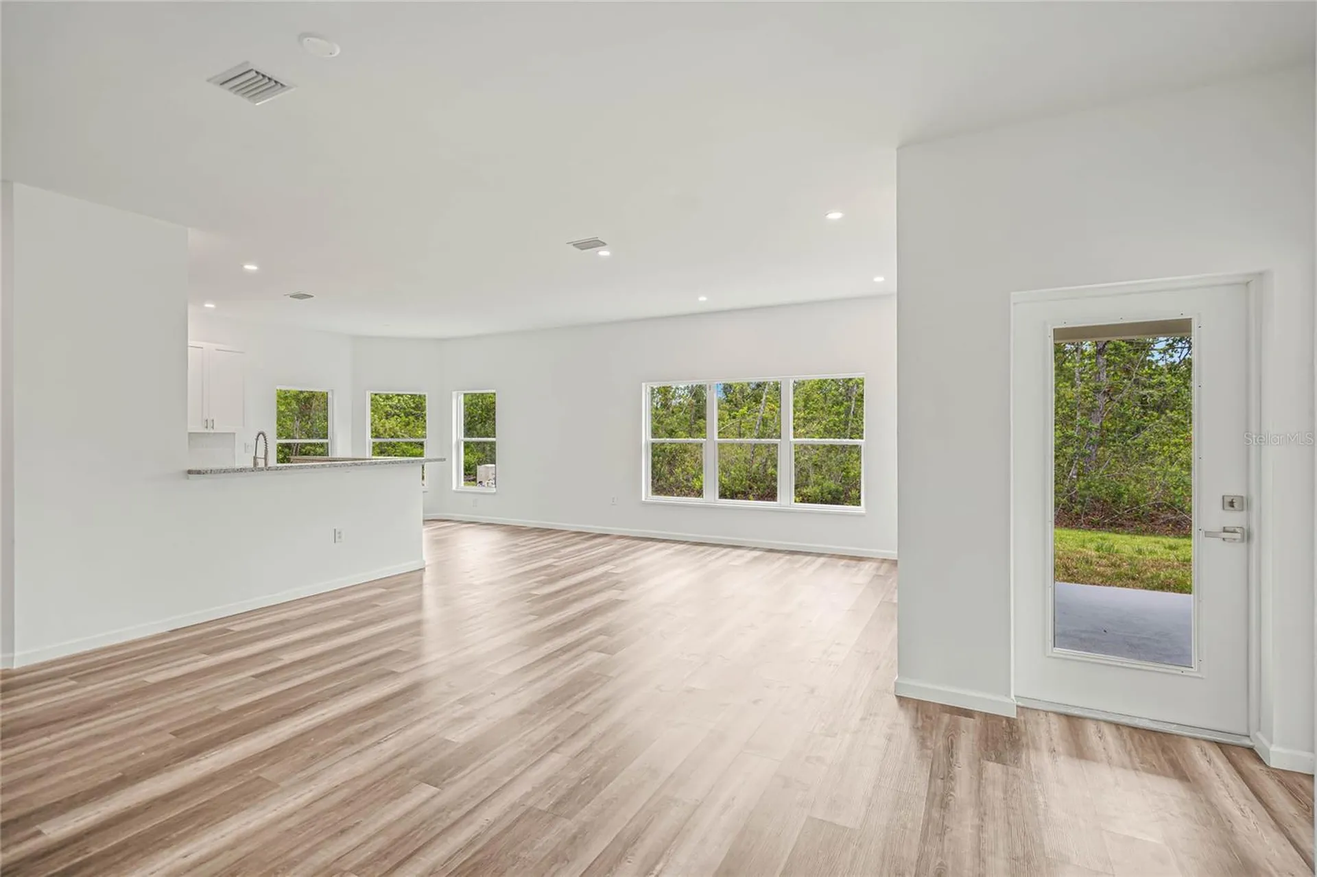 8001 Leonardo Street Sebring FL 33872