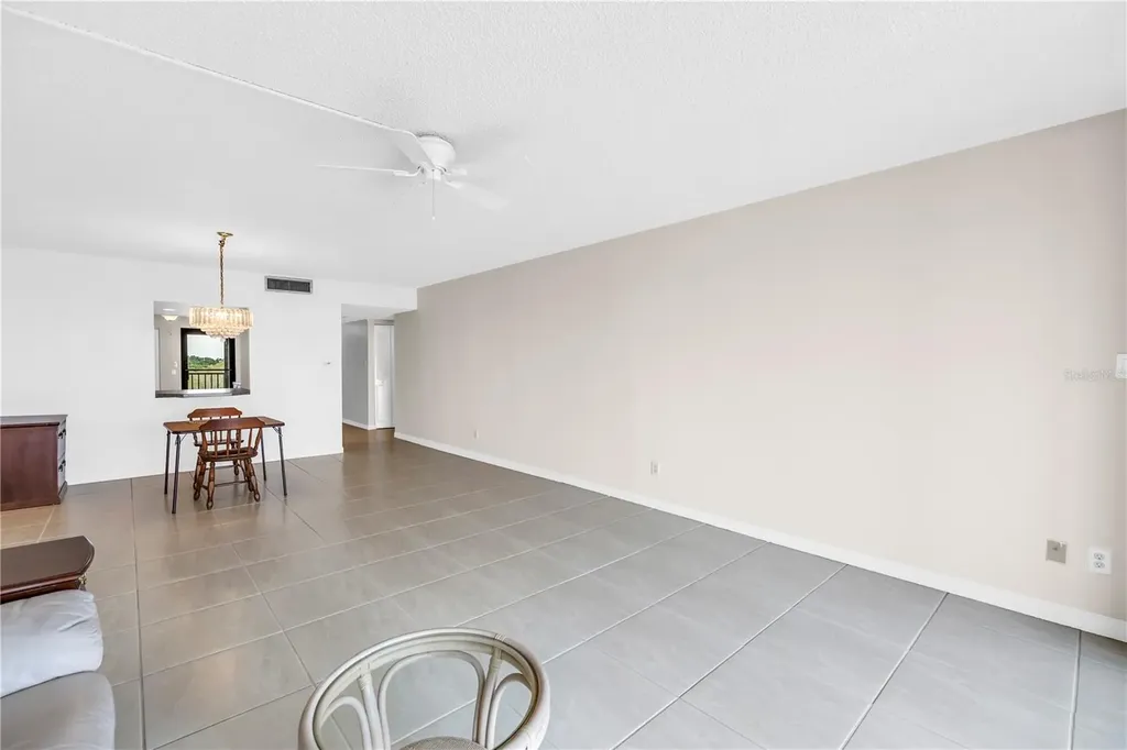 7037 Sunset Drive S South Pasadena FL 33707