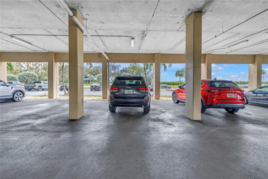 7037 Sunset Drive S South Pasadena FL 33707