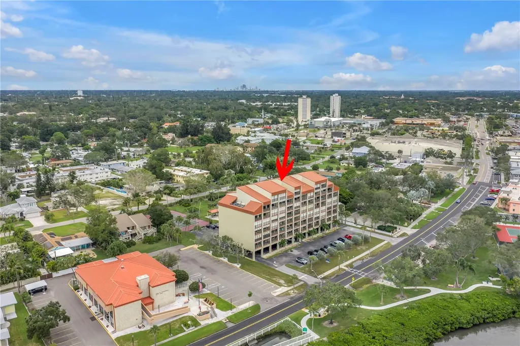 7037 Sunset Drive S South Pasadena FL 33707