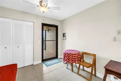7037 Sunset Drive S South Pasadena FL 33707