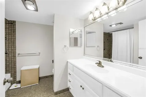 7037 Sunset Drive S South Pasadena FL 33707
