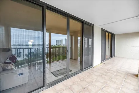 7037 Sunset Drive S South Pasadena FL 33707