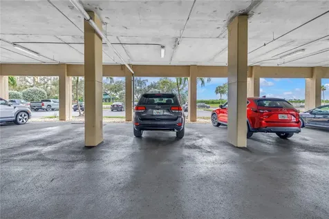 7037 Sunset Drive S South Pasadena FL 33707