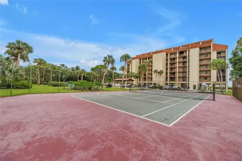7037 Sunset Drive S South Pasadena FL 33707