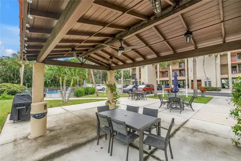 7037 Sunset Drive S South Pasadena FL 33707