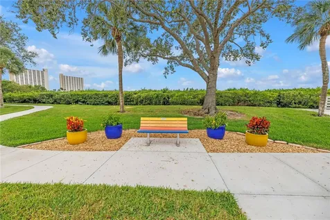 7037 Sunset Drive S South Pasadena FL 33707