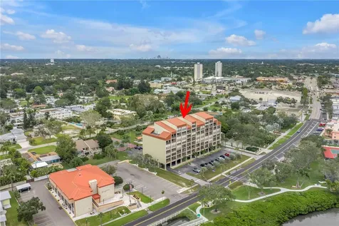 7037 Sunset Drive S South Pasadena FL 33707