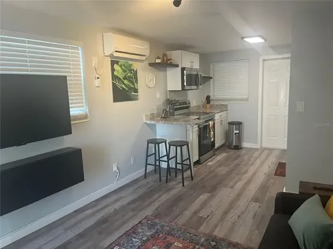 115 Cleveland Avenue SW Largo FL 33770