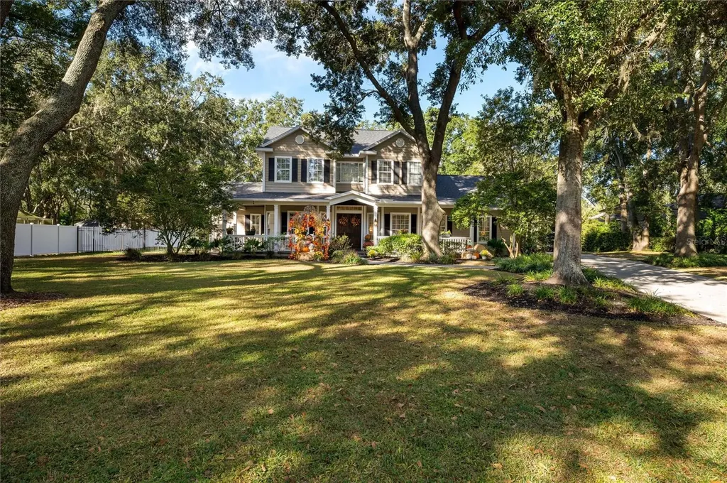 16328 Emerald Cove Drive Lutz FL 33549