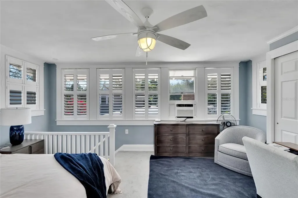 3006 W Harbor View Avenue Tampa FL 33611