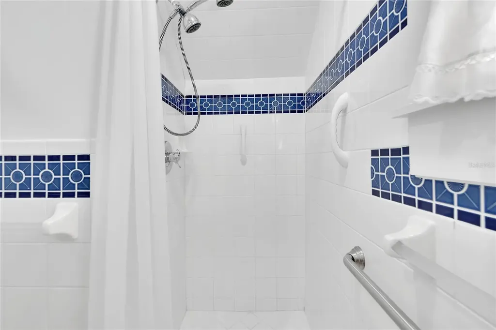 3006 W Harbor View Avenue Tampa FL 33611
