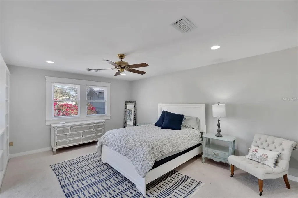 3006 W Harbor View Avenue Tampa FL 33611