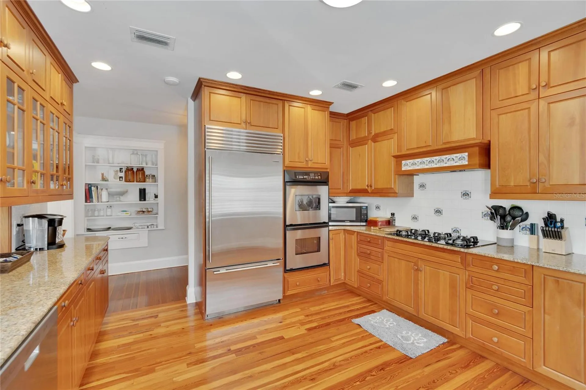 3006 W Harbor View Avenue Tampa FL 33611