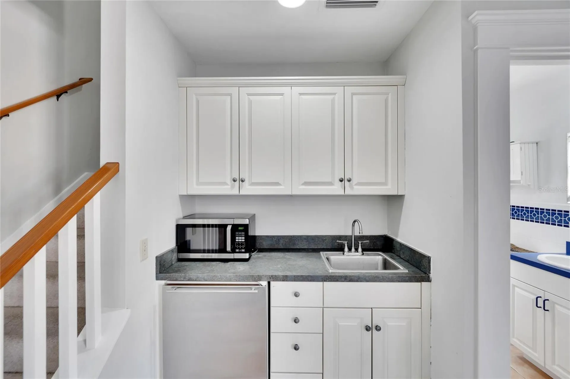 3006 W Harbor View Avenue Tampa FL 33611