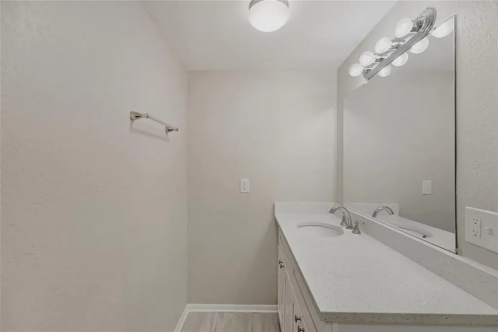 101 Oberlin Road Venice FL 34293